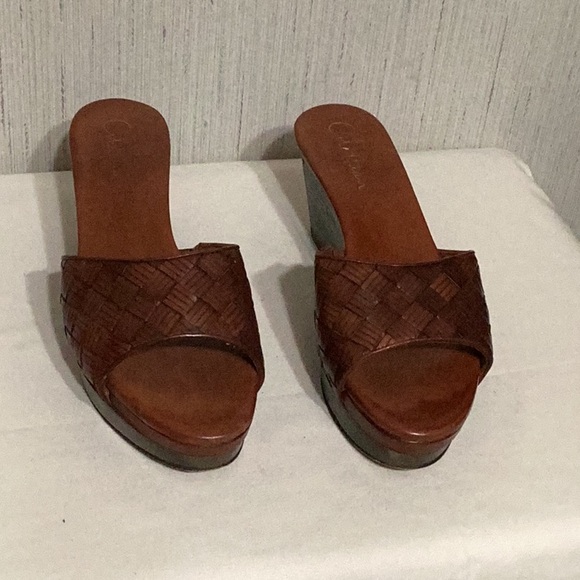 Cole Haan clogs. - Picture 3 of 7